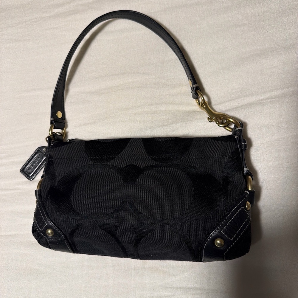 SOLD : Vintage Coach mini Carly bag